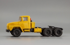 KRAZ-252 truck tractor 1979-1990 yellow 1:43 Nash Avtoprom