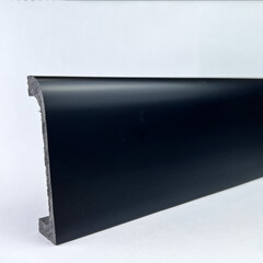 Плинтус ПЛ 16 Черный антрацит