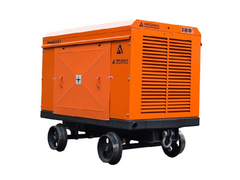 Винтовой компрессор ЗИФ-ШВ 4/0,7 (660/1140 в, на скатах)