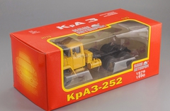 KRAZ-252 truck tractor 1979-1990 yellow 1:43 Nash Avtoprom