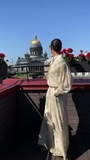 бежевый