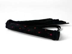 Черная замшевая плеть с красными точками на рукояти Red dot Princess - 43 см. - 