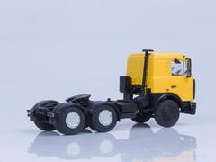 MAZ-6422 truck tractor 1989 late cab yellow 1:43 AutoHistory (AIST)