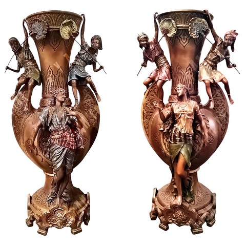 Готто Луи. Большая пара вазонов в восточном стиле с росписью. Франция. Начало XX в.