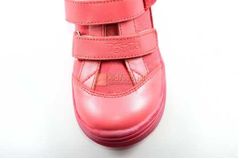 Ботинки Тотто из натуральной кожи на липучках демисезонные для девочек, цвет розовый. Изображение 10 из 12.