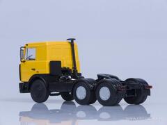 MAZ-6422 truck tractor 1989 late cab yellow 1:43 AutoHistory (AIST)