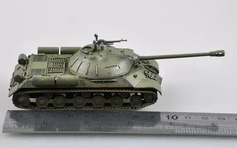 Модель Советский Тяжёлый Танк ИС-3 масштаб 1:72