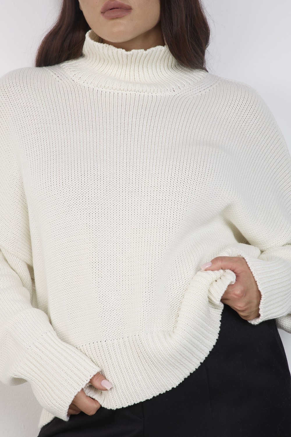 Свитер вязаный, молочный