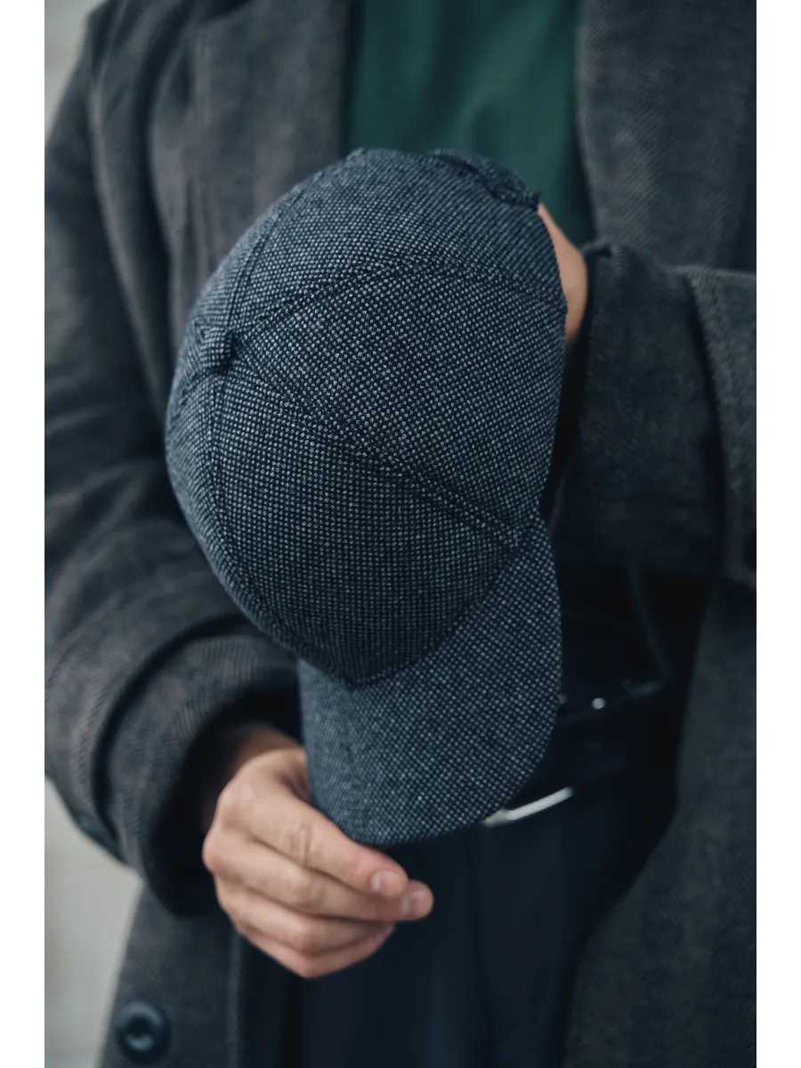 Кепка утепленная с ушками драповая