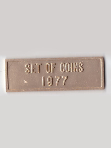 Жетон шильдик из годового набора монет СССР 1977 года UNC