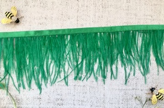 Кант с пером страуса, ш. 9 см, травяной