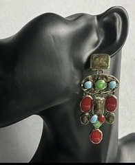 Серьги длинные с подвесками с цветными камнями в винтажном стиле