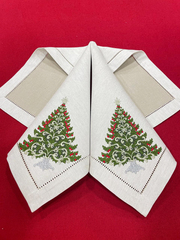 Новогодняя салфетка с вышивкой