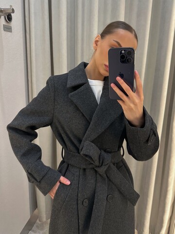 Пальто зимнее