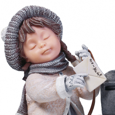 Статуэтка Я надеюсь, что это письмо скоро придет к Вам Nadal