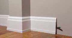 Плинтус DD702