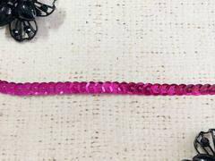 Тесьма пайетки на нитке, ш. 0,6 см