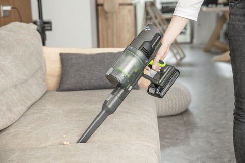 Беспроводной вертикальный пылесос greenworks GD24SV2, 24v, в комплекте с АКБ 4 А·ч и ЗУ (аккумуляторный, зеленый) + 4 насадки