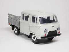 UAZ-39094 Farmer (grey) Agat Mossar Tantal 1:43