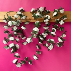 Лиана с Розами, 45 голов на лиане, Белые розы, длина одной лианы 2,37 м, набор 2 лианы