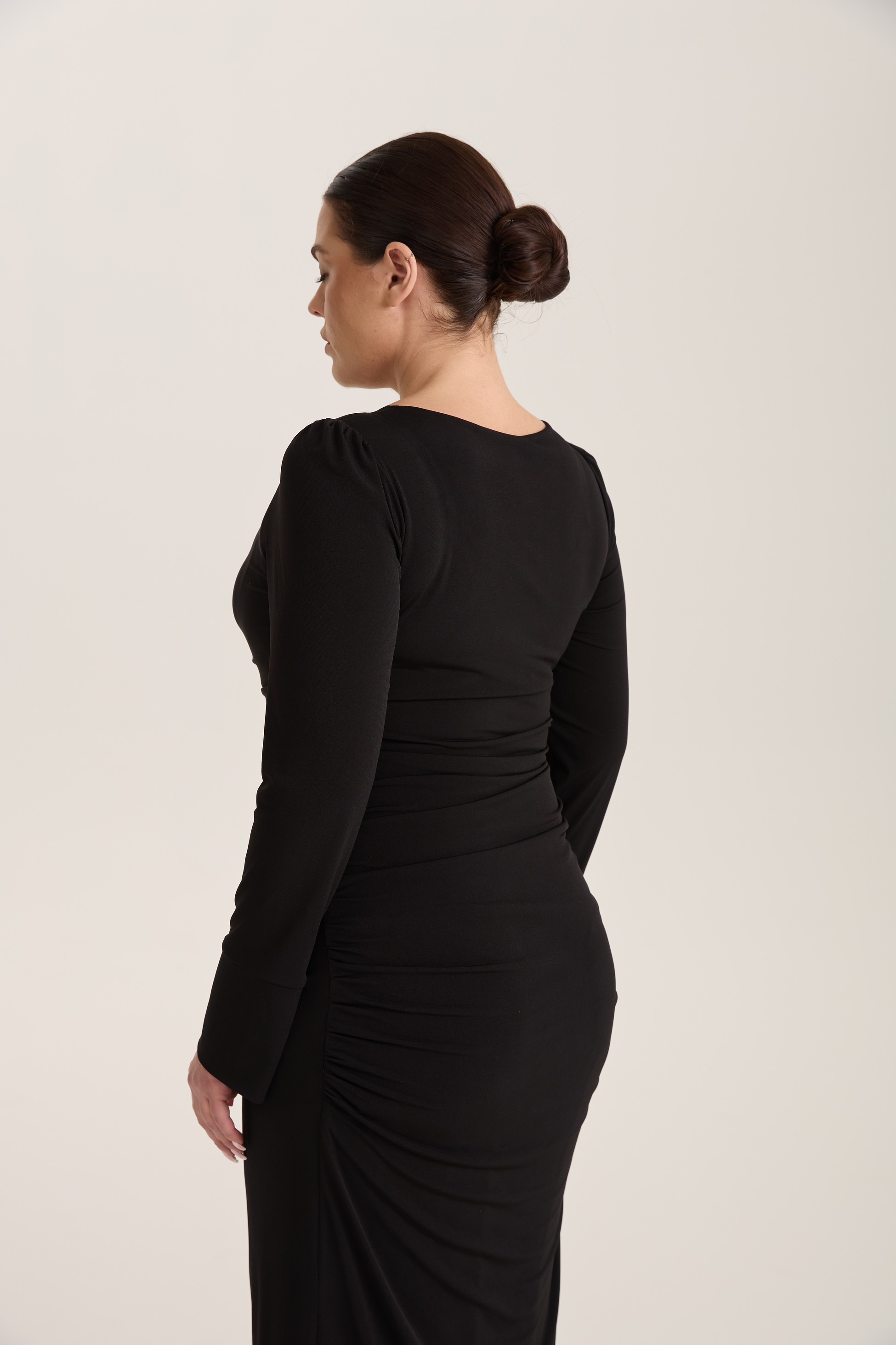 Платье трикотажное с драпировками, черный