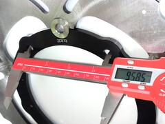Диск тормозной передний на Yamaha MT-07/ABS / TRACER700 / XT Z TENERE700, черный лепестковый
