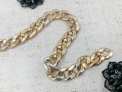 Звено цепи пластик, 2,4х1,6 см