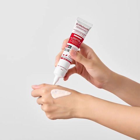 Крем для лица солнцезащитный капсульный с астаксантином DR. MELAXIN