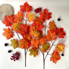 Кленовые листья на ветке Желто-оранжево-зеленые, осенние, 70 см., набор 2 ветки