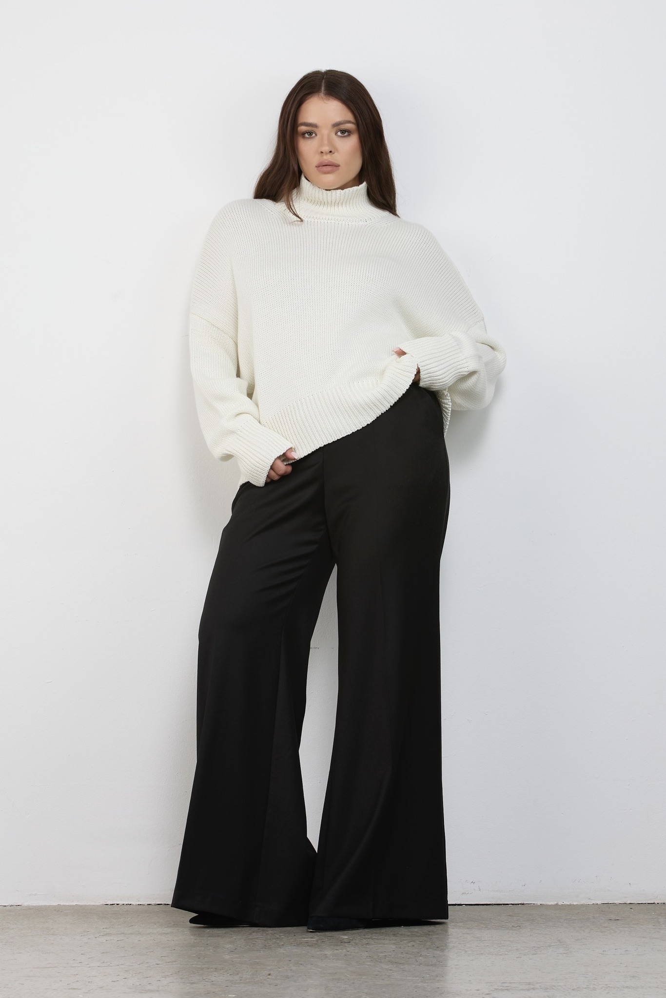 Свитер вязаный, молочный