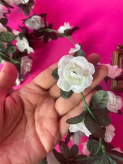 Лиана с Розами, 45 голов на лиане, Белые розы, длина одной лианы 2,37 м, набор 2 лианы