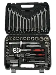 Набор инструментов для автомобиля