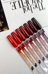 Мик гель лак Red queen (Красная королева) 02