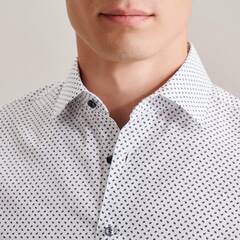Сорочка мужская Seidensticker Slim Fit 01.642210-35 белая с изящным принтом