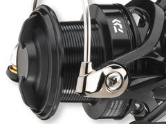 Катушка безынерционная Daiwa Emblem BR 25A (10928-025RU)