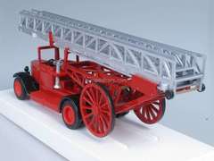 ZIS-5 METC Fire engine removable ladder open cab LOMO-AVM 1:43