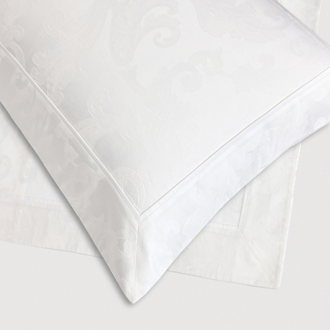 Постельное белье 2 спальное евро макси Сlaire&Caroll Frame белый жаккард