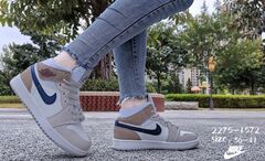 Кроссовки по 8 пар (36-41)р. / 2275-1572