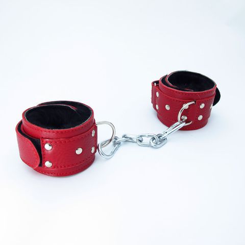 Красные кожаные наручники с меховым подкладом - БДСМ Арсенал 51008ars