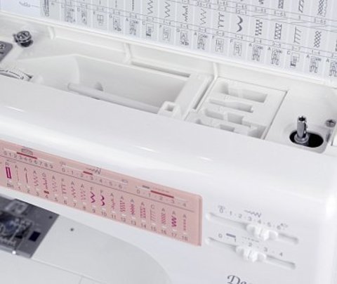 Швейная машина Janome Decor Excel 5018