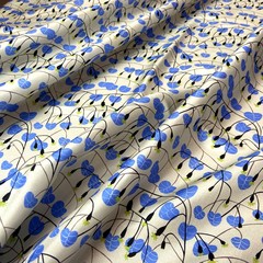 шелк с голубыми цветами