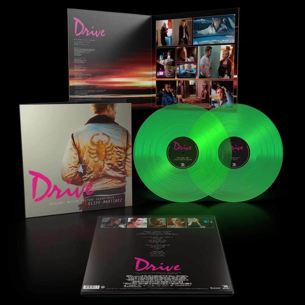 Drive original soundtrack. Винилы драйв. Неон винил драйв зона. Саундтрек Drive.