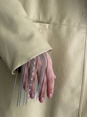 braslet-manzheta-s-cepochkami-dlinnymi-na-vsyu-ladon