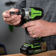 Винтоверт ударный Greenworks GD24ID3 24V (300Нм) аккумуляторный, без АКБ и ЗУ