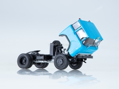 KAZ-608 road tractor blue 1:43 AutoHistory