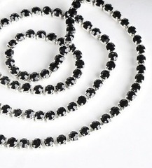 Цепь со стразами, ss8, ш. 2,4 мм, чёрный в серебряной оправе
