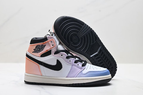 Air Jordan 1 High OG 'Skyline' 