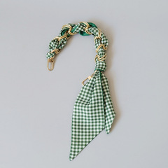 Ручка из цепочки с платком S-28