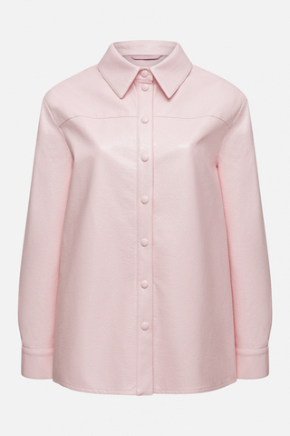 Рубашка из розовой экокожи
