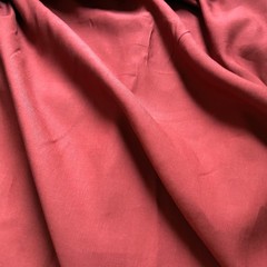 Итальянский лен красного цвета